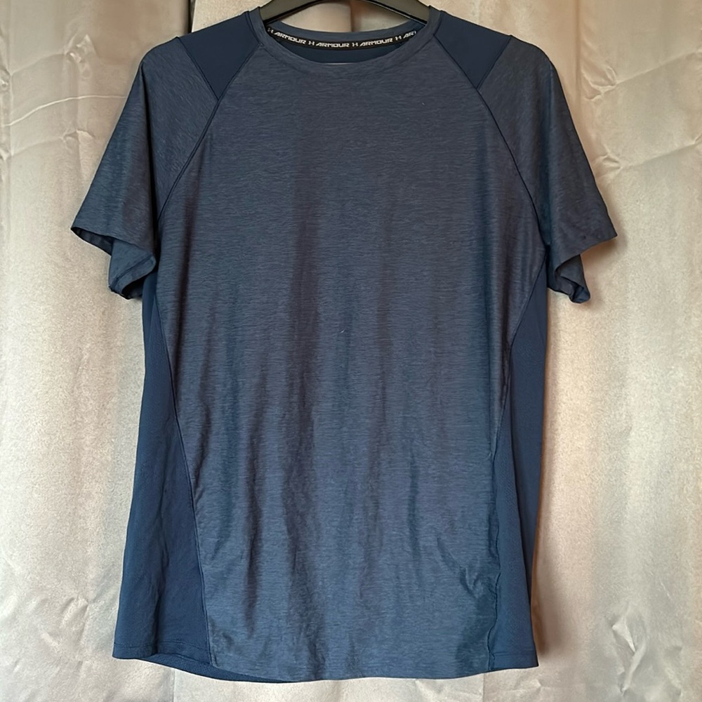 Under Armor men’s shirt, L